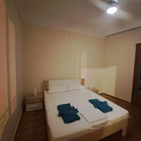 Stefos Apartment